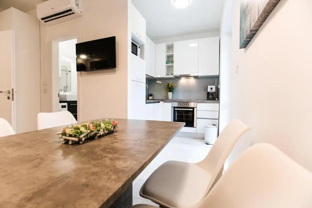 L&L apartments