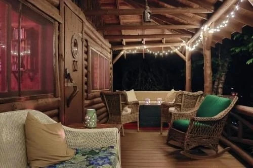 Sprucewood Cabin by RedAwning