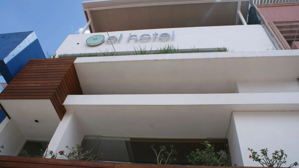 El Hotel