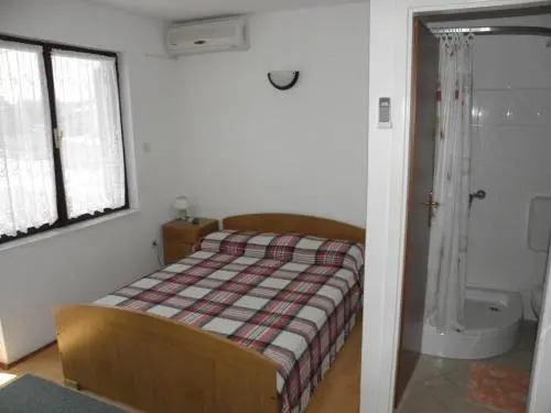 Apartments Kuce