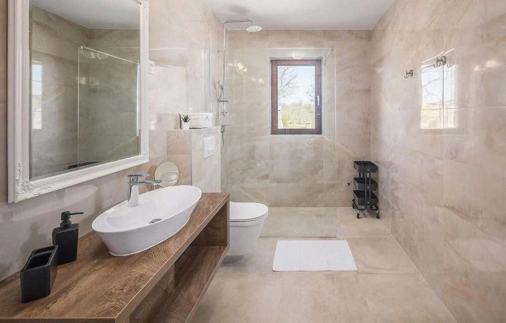 Beautiful Home in Antonci With Outdoor Swimming Pool, Wifi and 8 Bedrooms