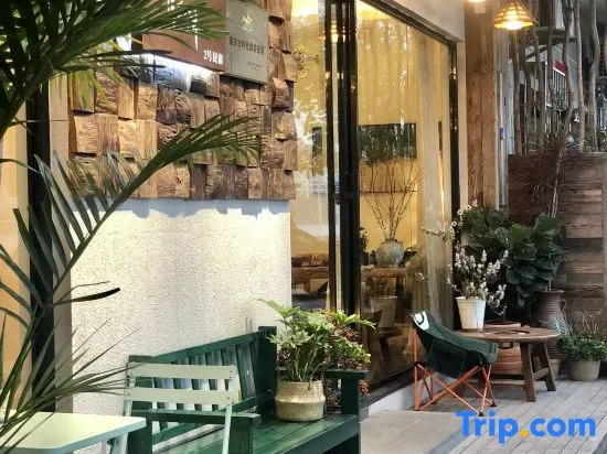 Yuehu Lakeview Guesthouse