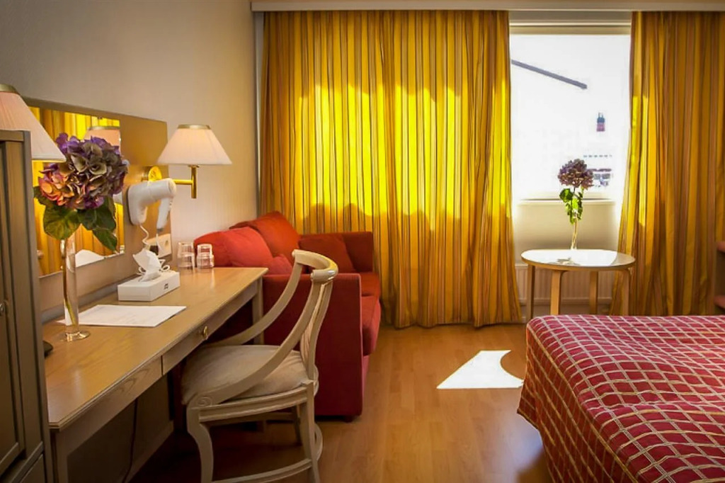 Hotel Adlon