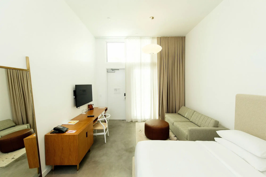 The Sarasota Modern, a Tribute Portfolio Hotel