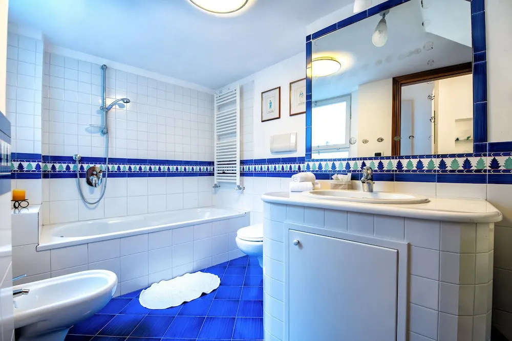 Upscale Central Amalfi Apartment In 19th-century Building