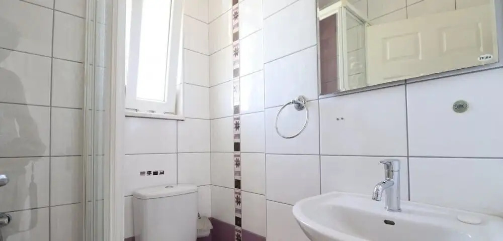 Villa RN4C by JoyLettings