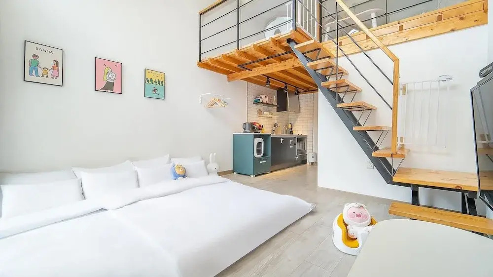 Yeosu Sea&Blue Family Pension