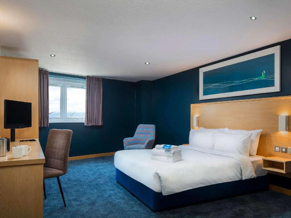 Travelodge Bristol Central