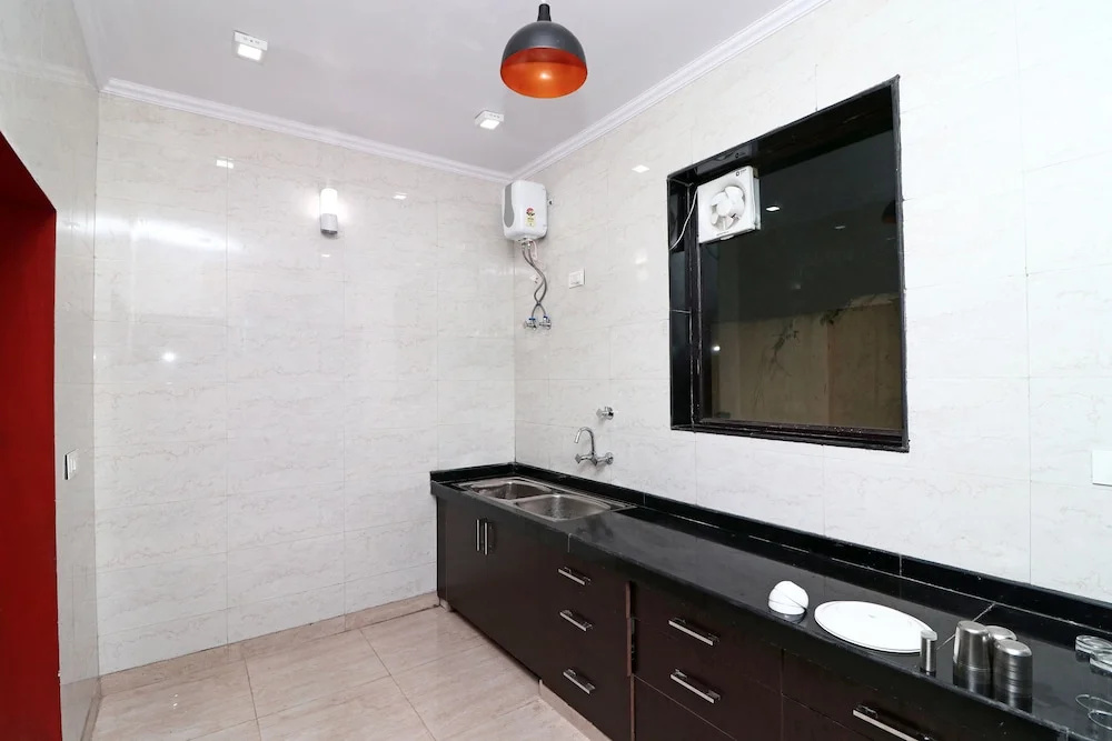 OYO 17063 Home Spacious 3BHK Naukuchiatal
