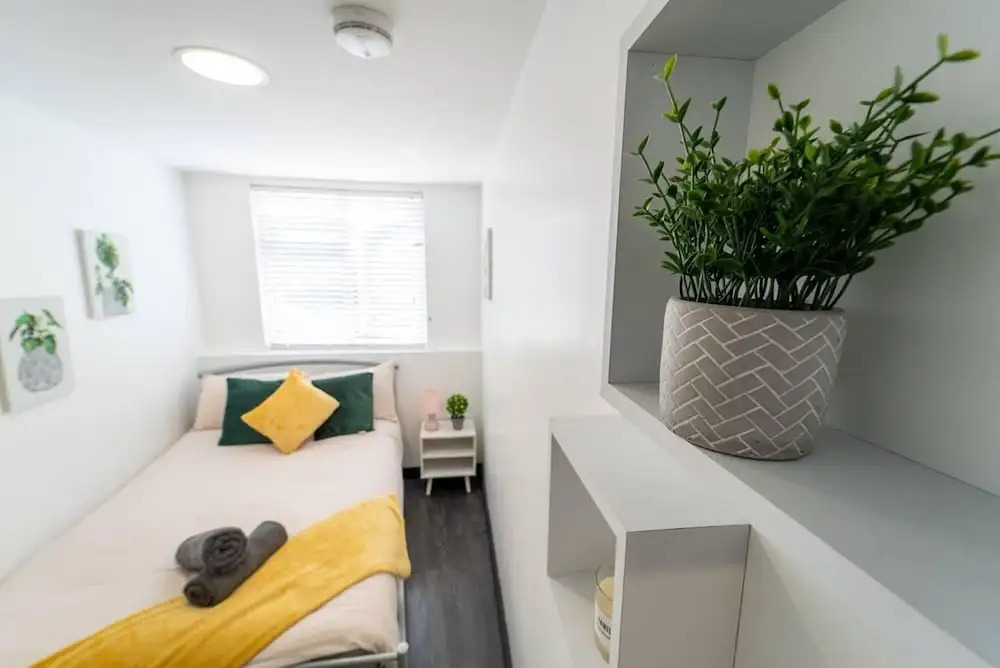 Large Studio Available on First Floor!