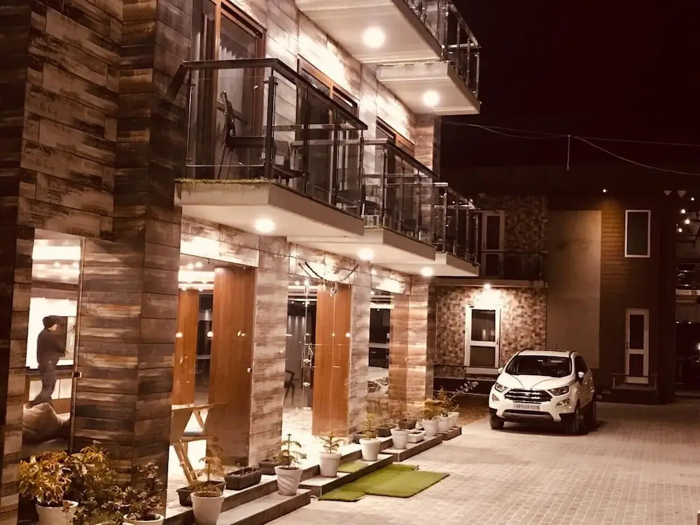 Hotel Jiva