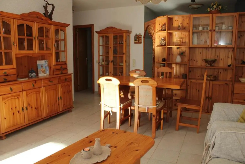 Riumar "Lorenzo", 400m to beach, private pool, On-Site-Service, dog beach
