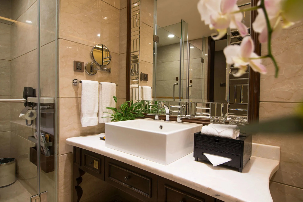 Malachite Hotel