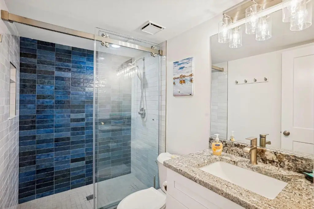 Land's End 7-402 Beach Front - Premier