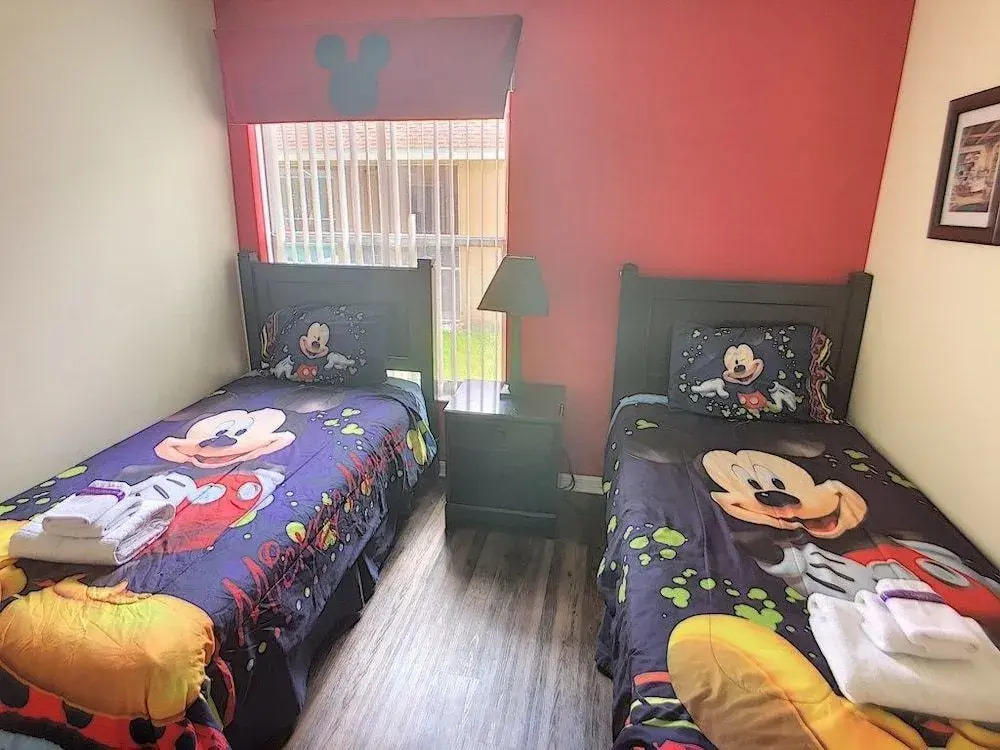 4-Bedroom Villa in Kissimmee Rocco's Retreat