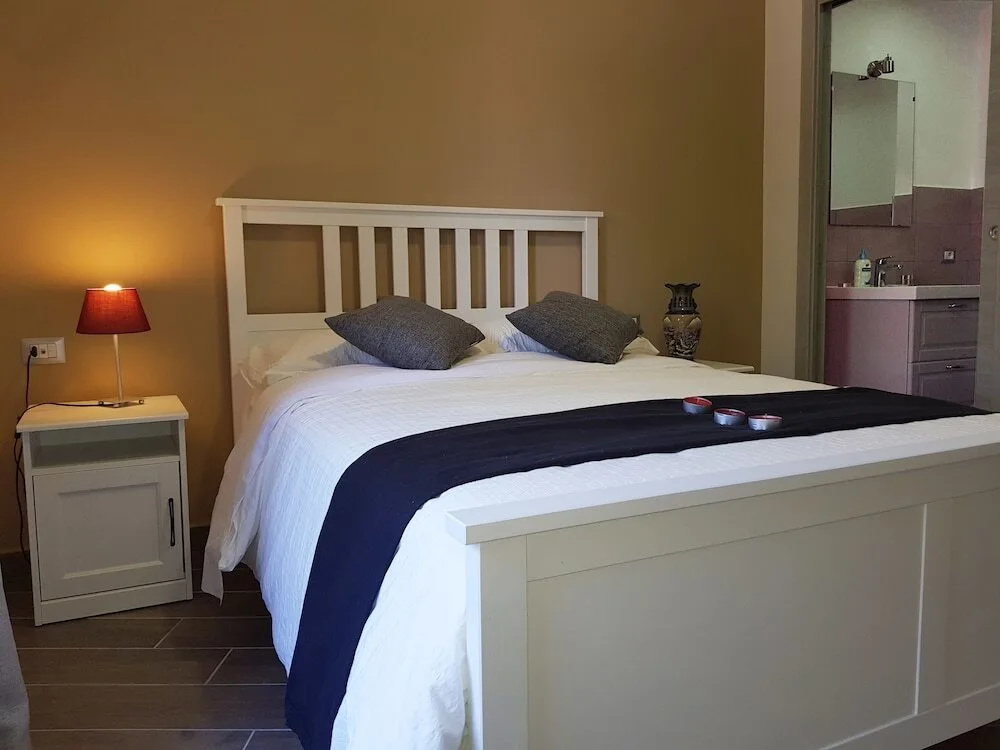 Giulya Guesthouse Hospety Group