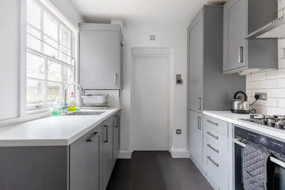 Trendy 2BD House 5 Mins From Willesden Junction!