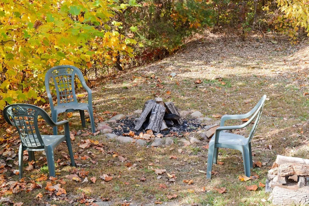 MOUNTAINTOP EXPERIENCE - 4 Br Cabin