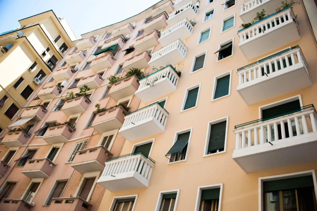 Almes Roma B&B