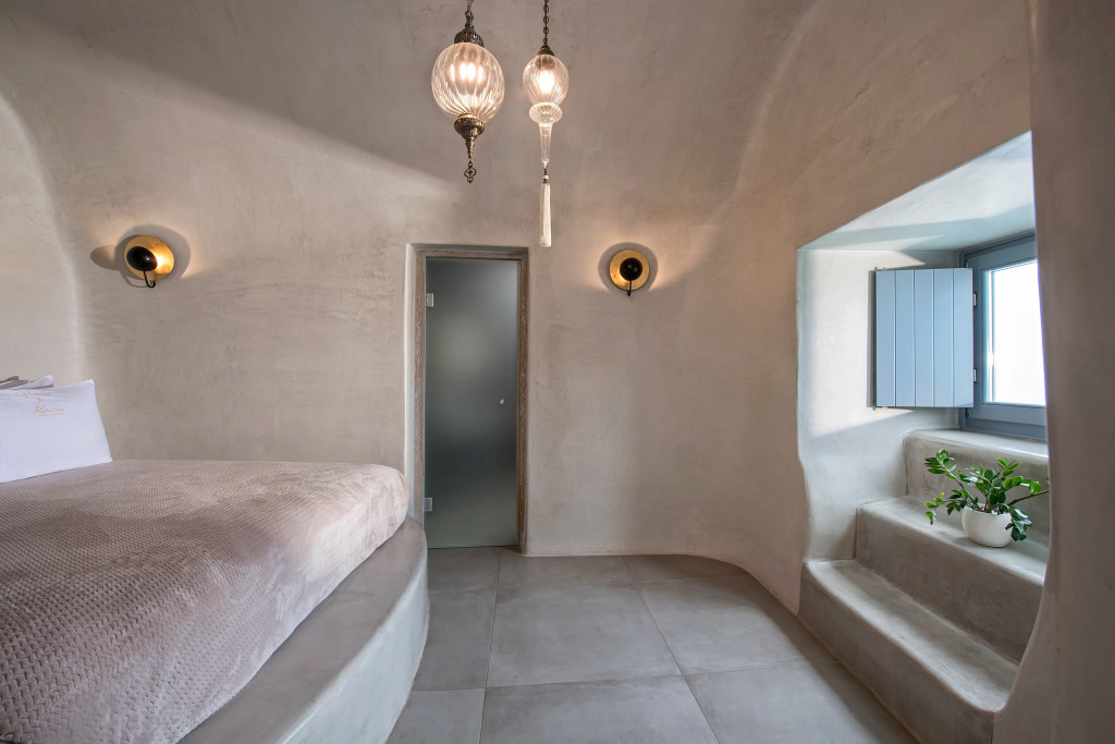 Athina Luxury Suites