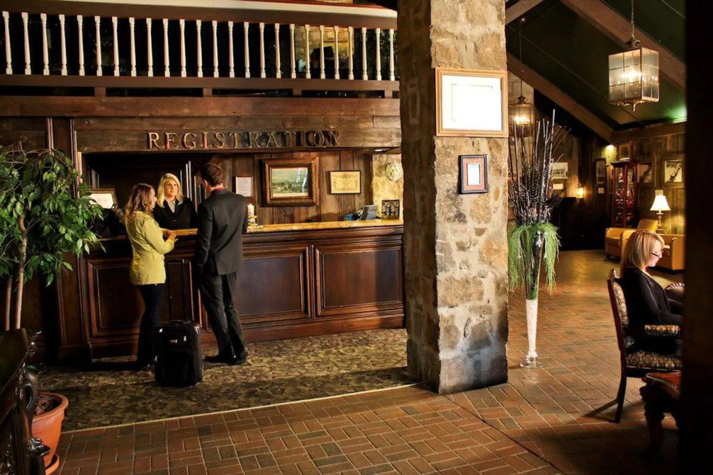 Old Stone Inn Boutique Hotel