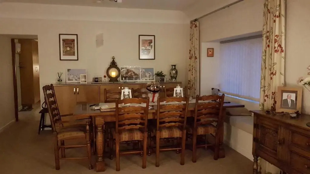 Lilyoak Bed & Breakfast