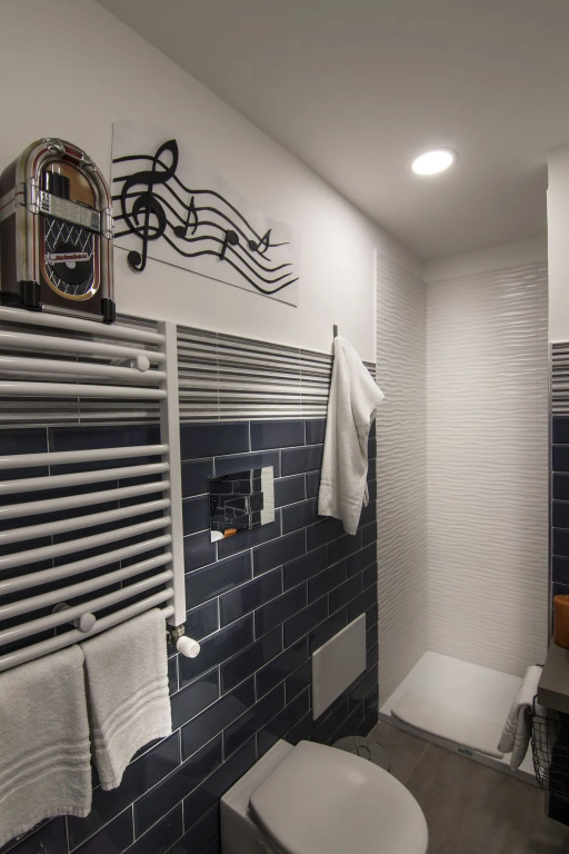Ad Hoc Rooms