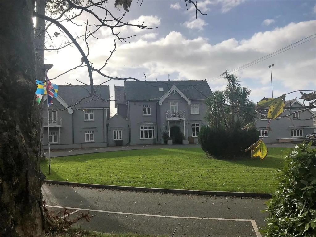 Heywood Spa Hotel