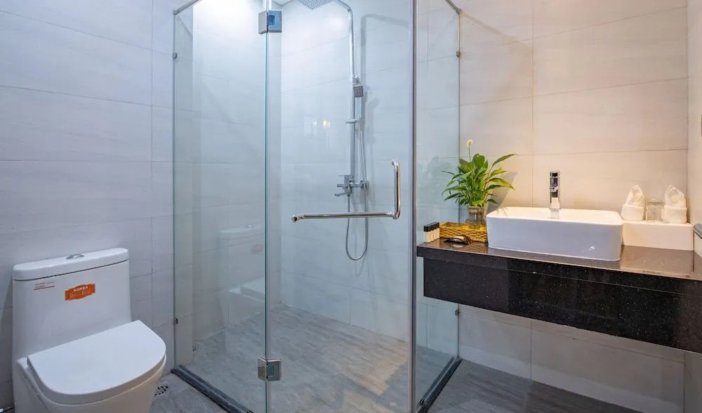 Hsuites Hotel and Apartment