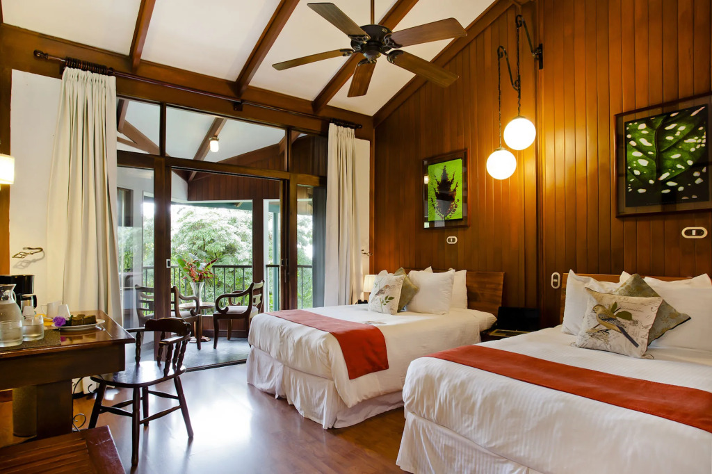 Monteverde Lodge by Böëna