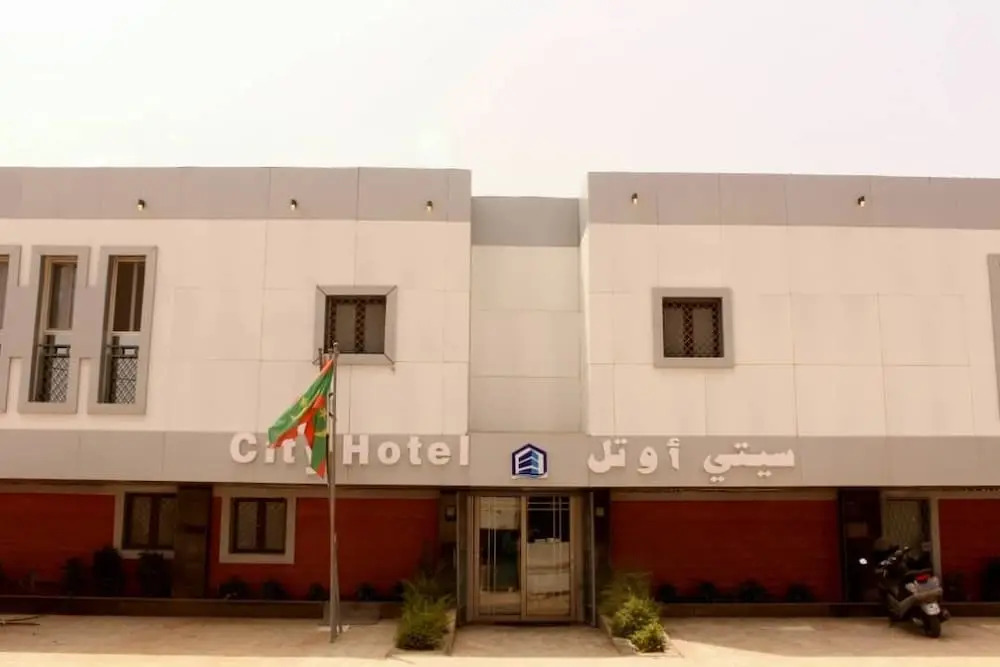 City Hotel
