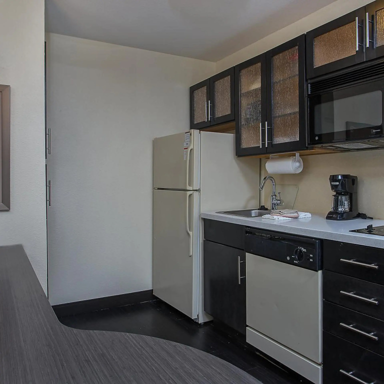 Candlewood Suites Louisville Airport by IHG