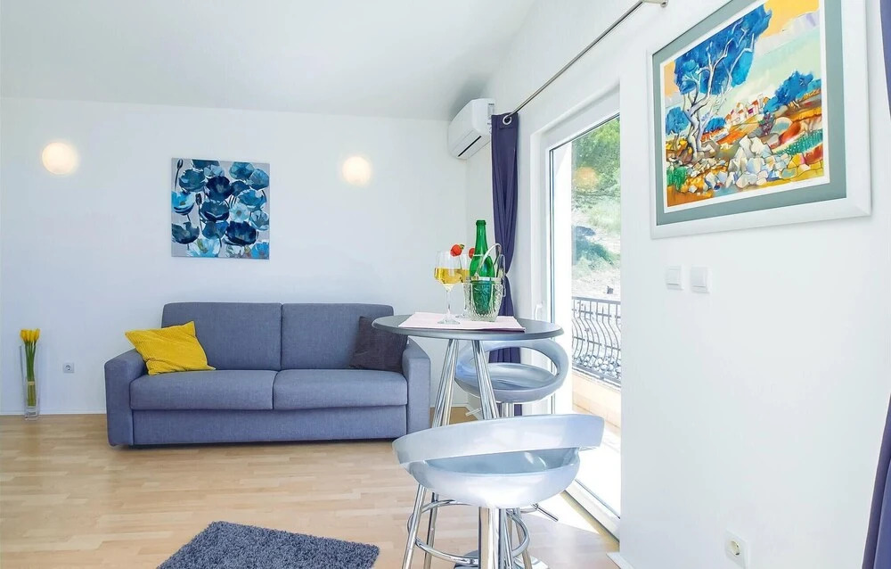 Four-Bedroom Holiday Home In Pisak
