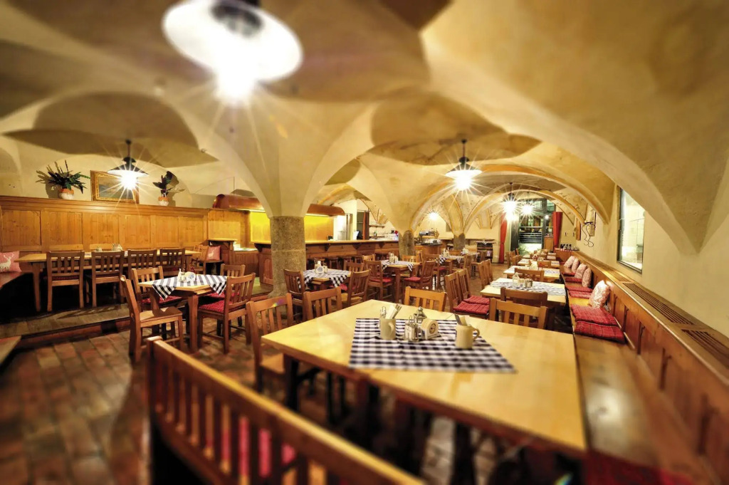 Goldener Engl Altstadthotel