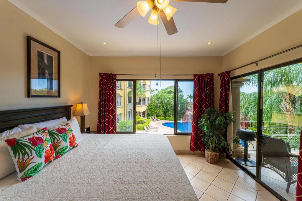 Sunrise 38- Ocean View 2 BR condo, Steps to the Beach