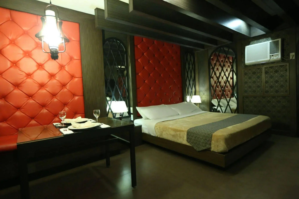 Kape Hotel
