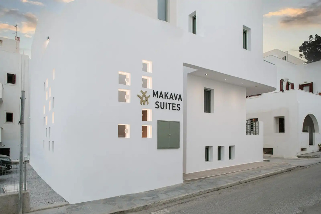 "Makava Suites" Your Luxe Urban Sanctuary