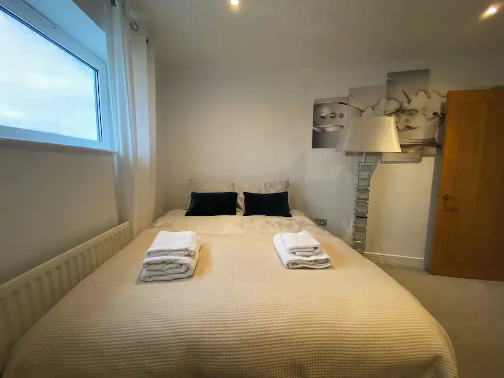 Cosy 2 Bedroom Royal Docks Apartment