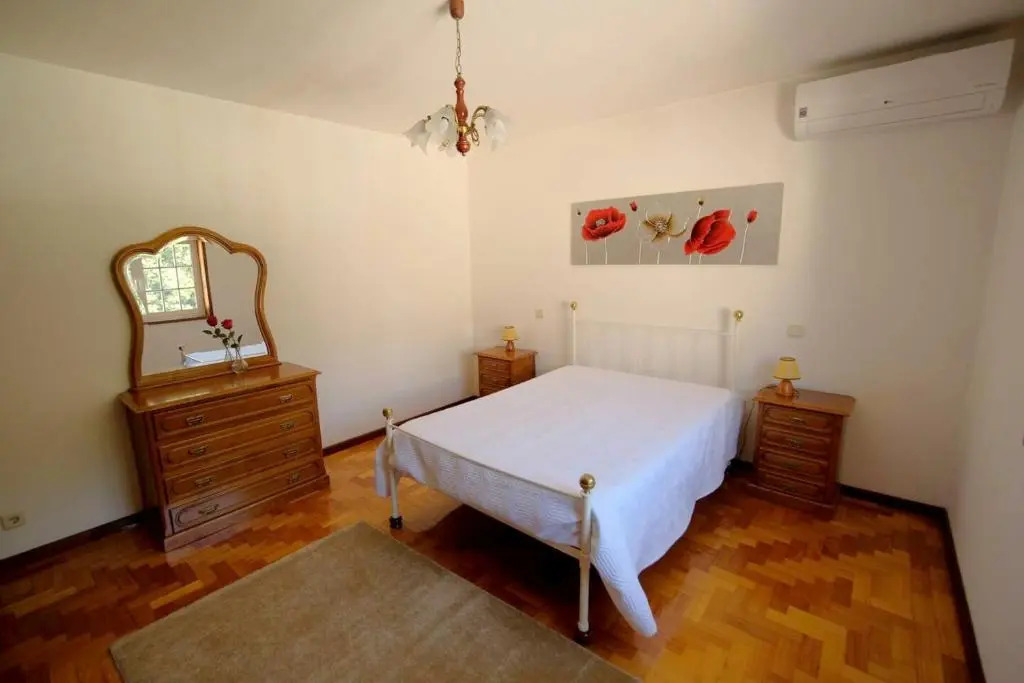 Spacious house in Santa Maria da Feira - 220 m² with city view