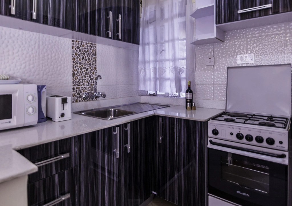 Eldon Suites & Apartment Hotel