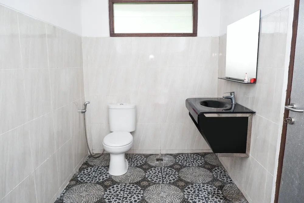 Kebon Krapyak Cottage Syariah Mitra RedDoorz near Stadion Maguwoharjo