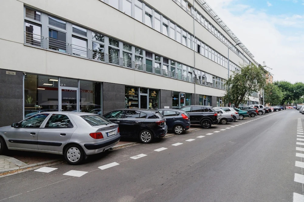 Lubelska Modern Studio by Renters