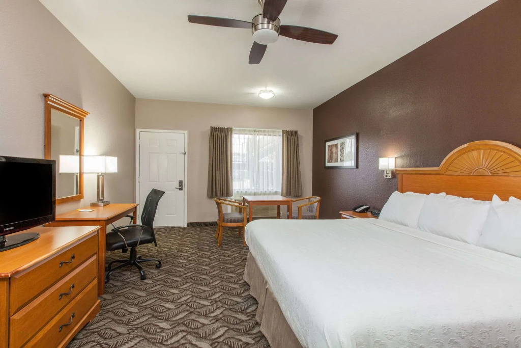 Grand Villa Inn Galleria