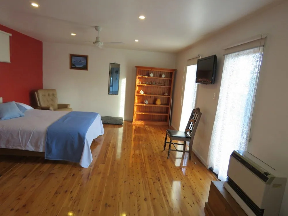 5 Little Penguin Cottage in Cowes