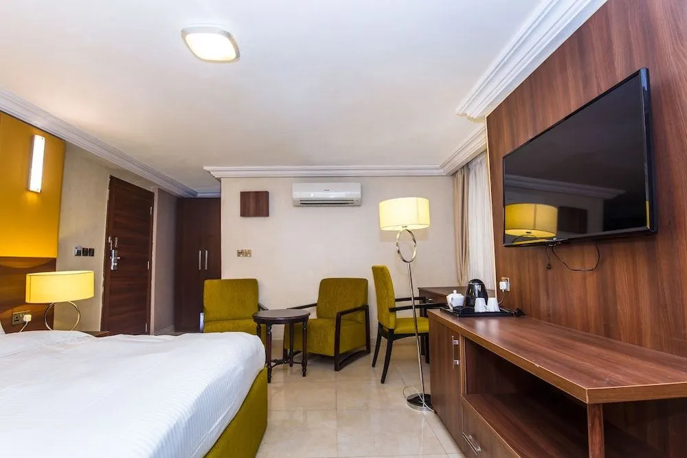 Joygate Hotels & Suites