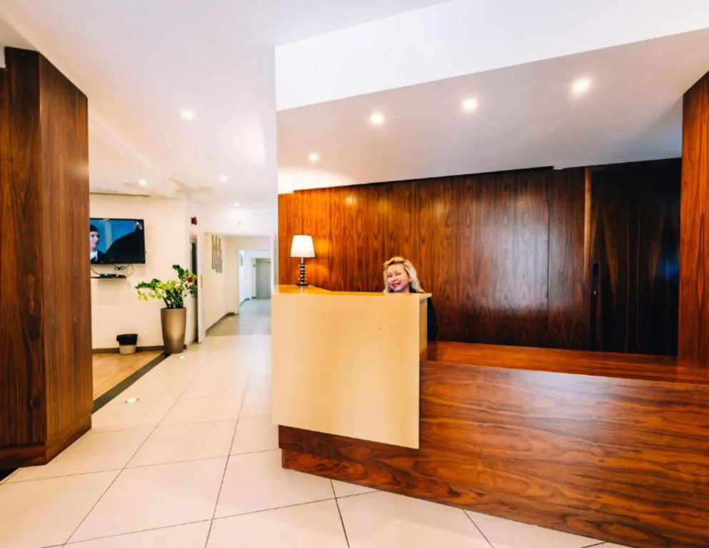 Primera Hotel