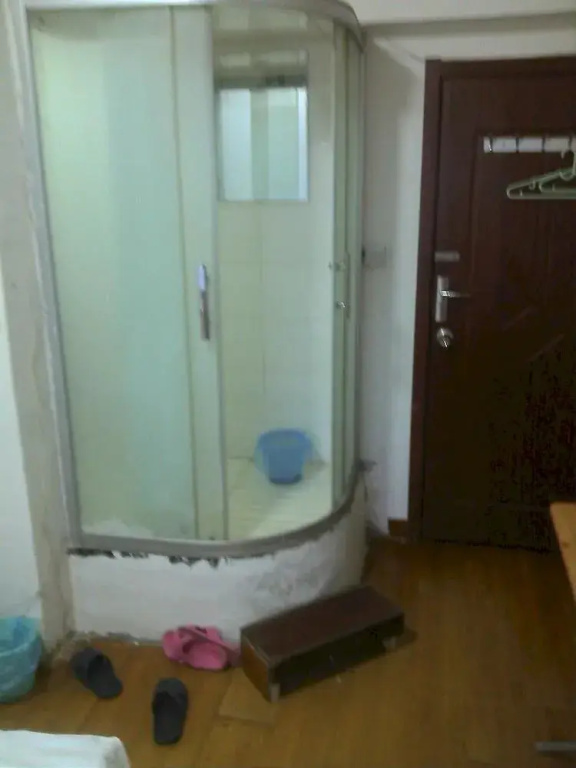 Holiday Hotel Apartment