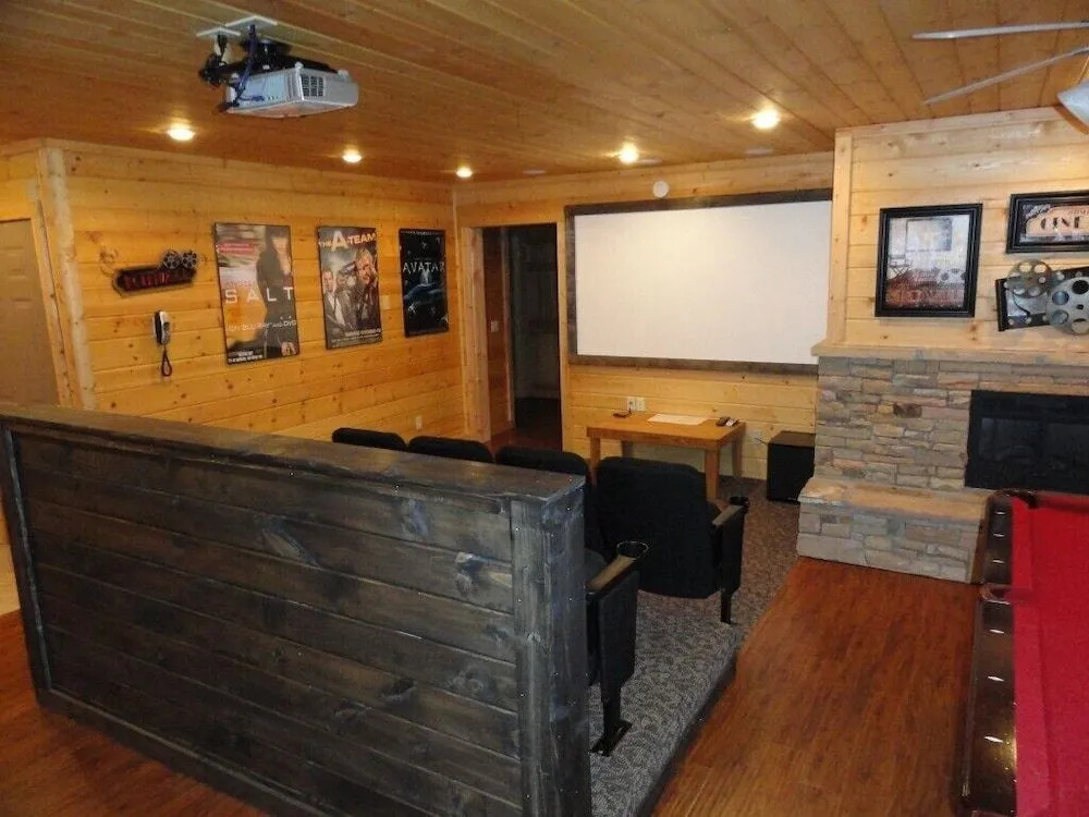 Smokies Edge by RedAwning