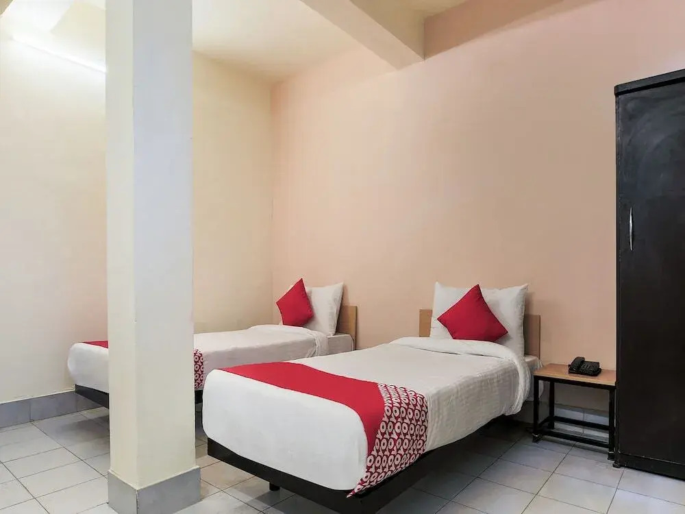 Sher Singh Palace by OYO Rooms