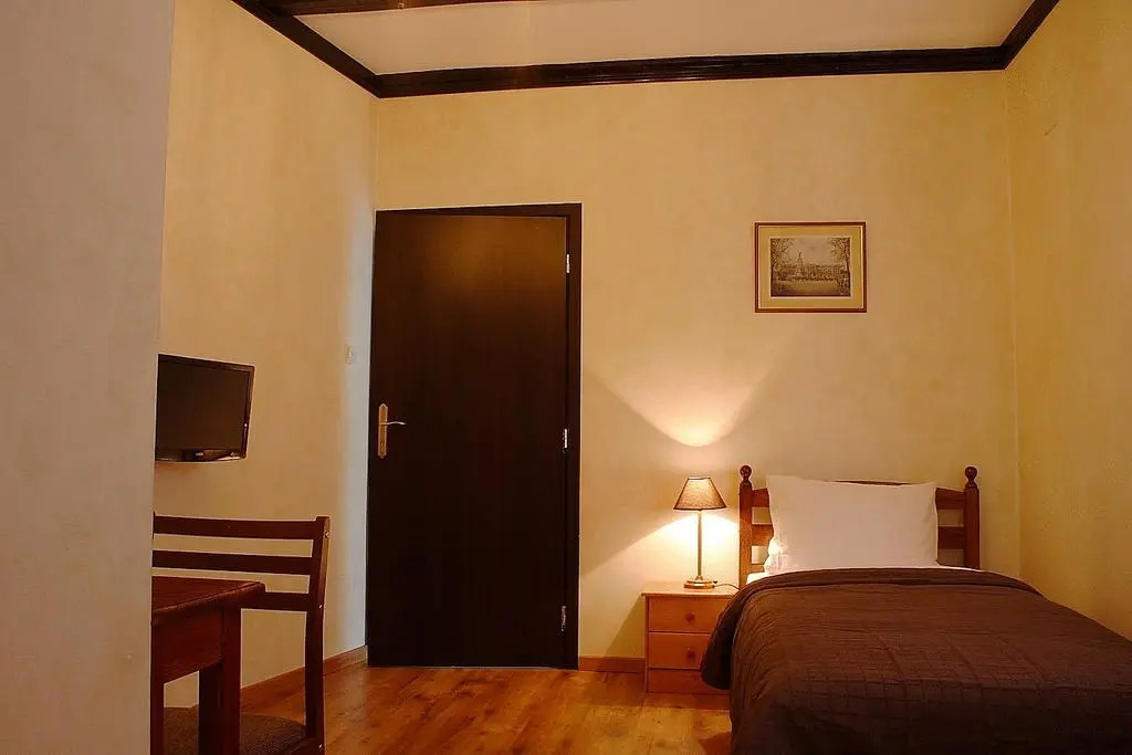 Avalon Rooms